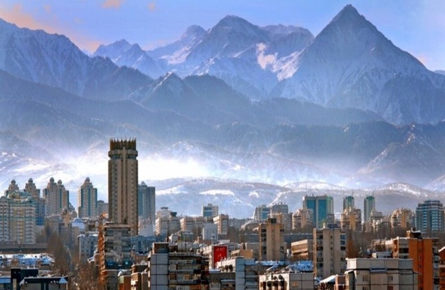 Mountain view enjoy in the middle of the life of Almaty