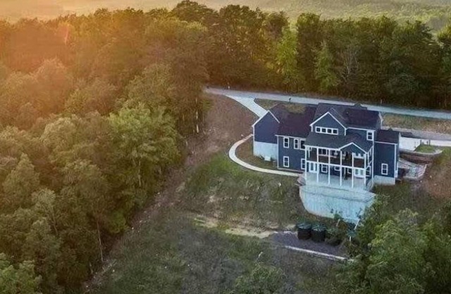 Mountain View Escape in Taylors, SC