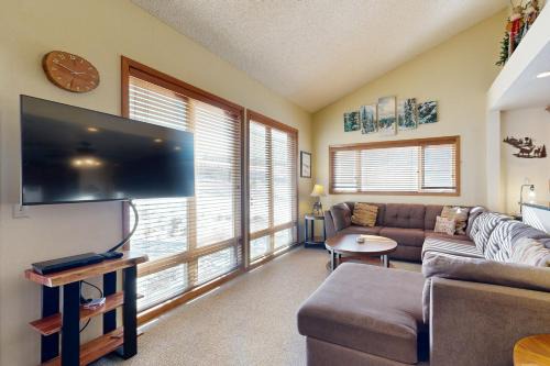 Mountainside 120