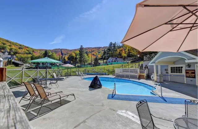 Mountainside Condo Ski In Ski Out