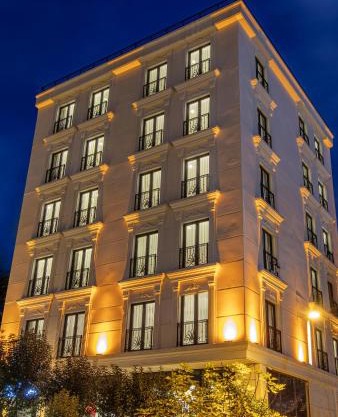 Mr BEYAZ HOTEL