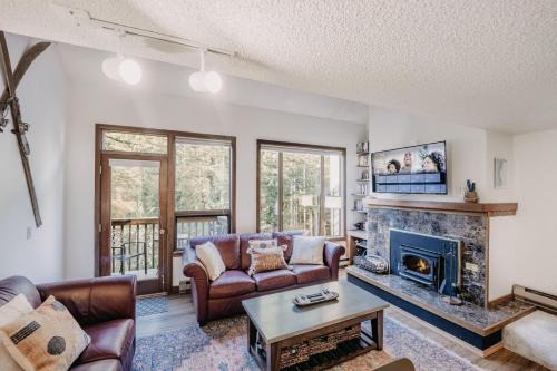 Mt Baker Lodging Condo 55SW - Sleeps 4, Great Community Aemenities