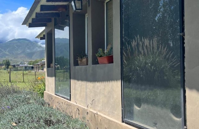 Munay rural home near the lake