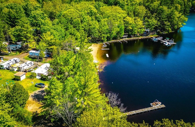 Muskoka Glamping Structure 4