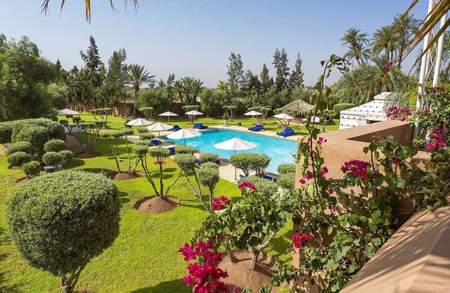 My Rental Homes - Le Palais du Roi private heated pool, air conditioning, wifi