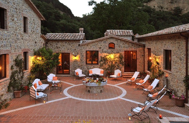 My Rental Homes - Villa Bellissima with infinity pool and beautiful outdoor area