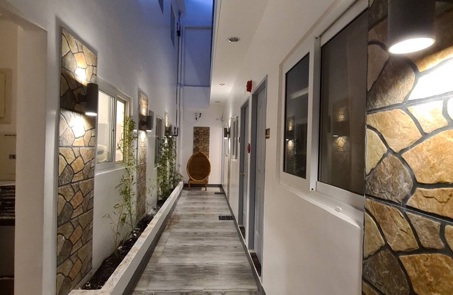 My Stay Hotel - Near SM Mall - 1 min walk