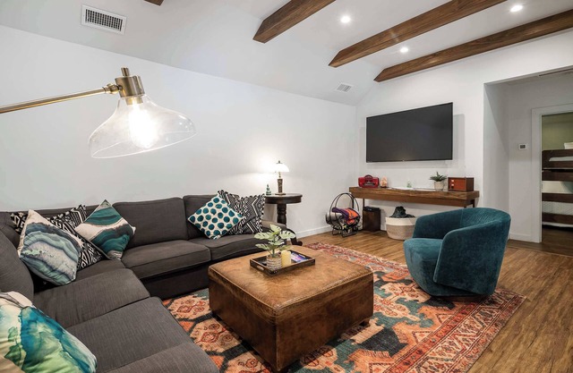 Myrinn – Downtown Retreat w/Sauna Near NAU