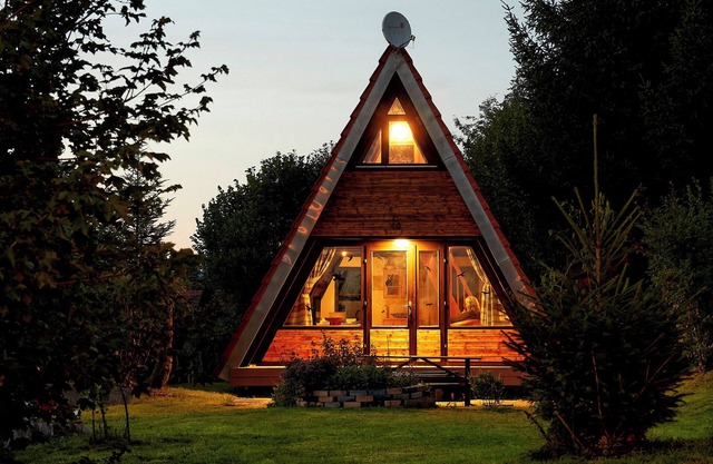 N16 - Cozy rooftop house with a beautiful garden by the lake in the Bavarian Forest