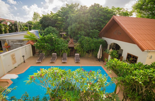 Namphung Phuket Boutique Resort