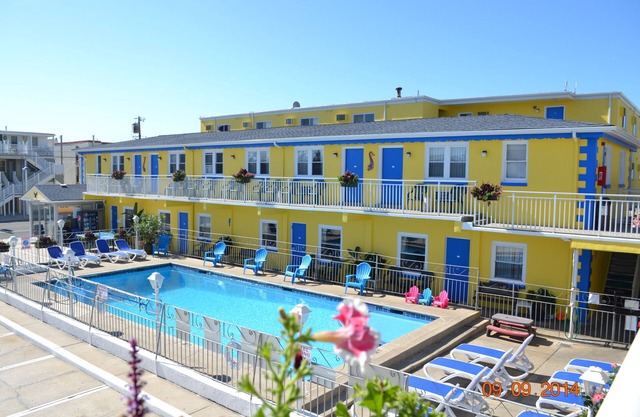 Nantucket Inn & Suites