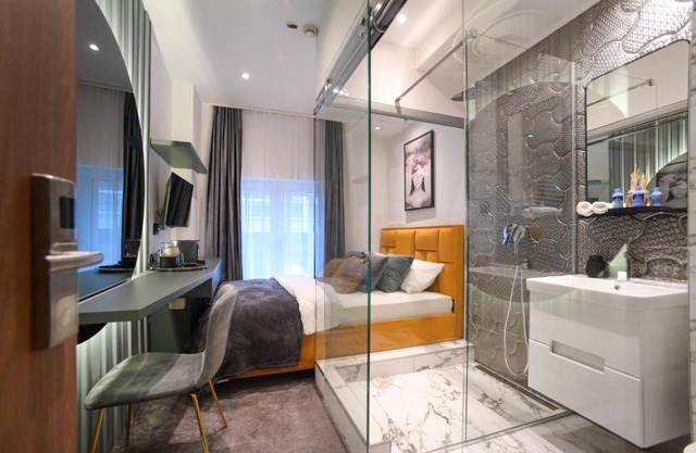 Natali luxury suites- mini rooms