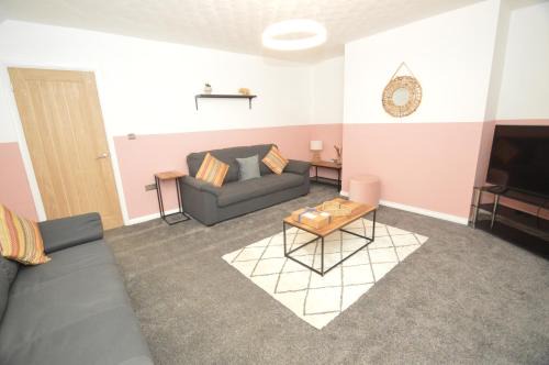 Natural Sanctuary 4 Bedroom - SuiteLivin