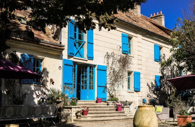 Nature mill with sauna near Paris, RER by foot