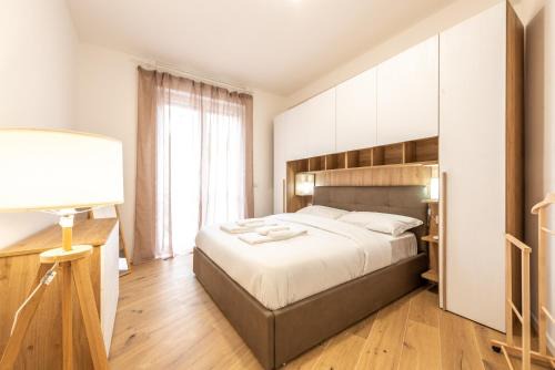 Navigli 2-Bedroom and Sofa Bed Home