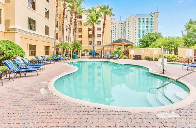 Near Disney -1br w King Bed - Pool Hot Tub