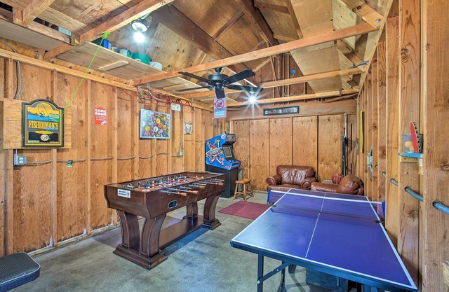 Near Skiing & Swimming: Big Bear Gem w/Game Room