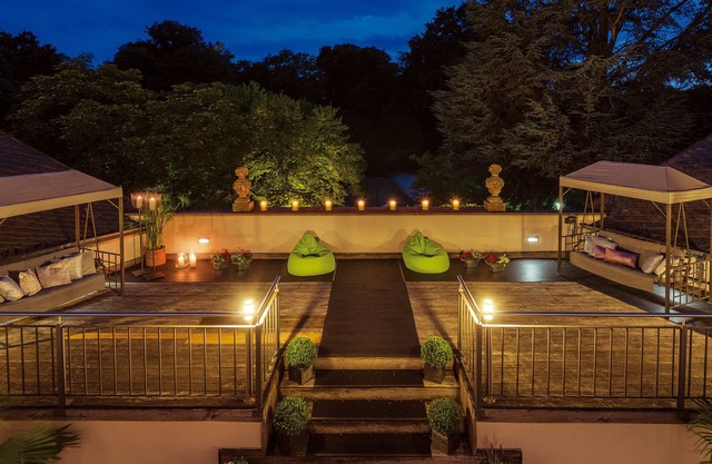 Nells Park Hotel