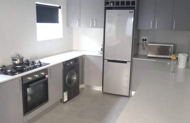 Neo & ruks guest house Boston