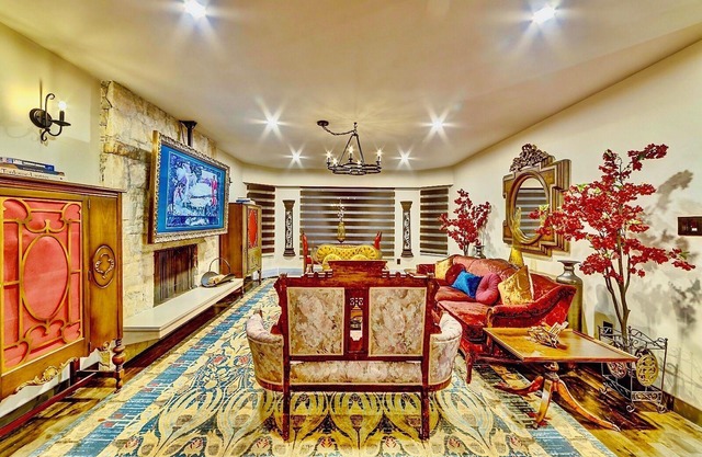 Neocolonial Nouveau Kensington Vacation Home