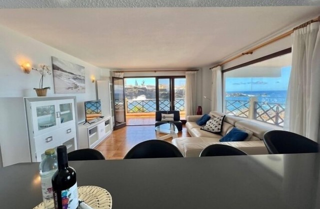 Neptuno Ocean Experince by Sydney