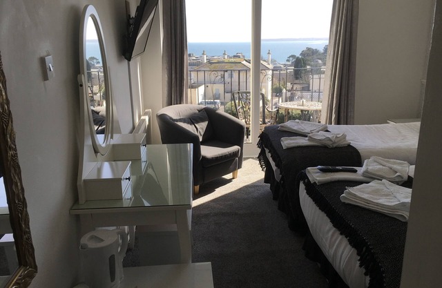 Nethway Hotel