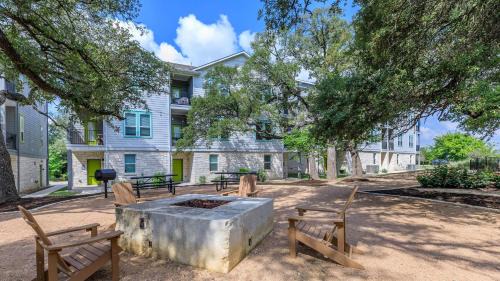 New 1BR Apt leander tx
