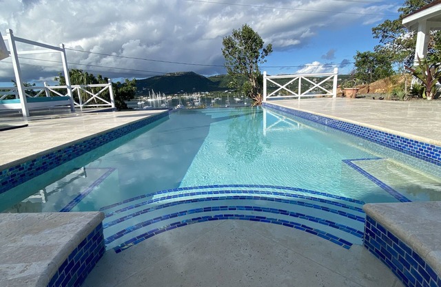 New 2.5 bed Villa between The Yacht Club and Pigeon Beach, Pool, Spa, Great View