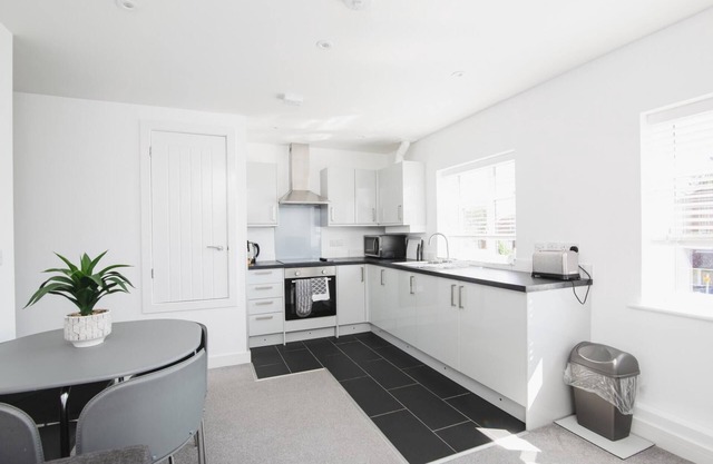NEW 2BD Pontact Flat in the Heart of Didcot
