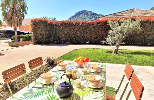New air-conditioned apartment 4 pers with garden near the beaches of Saint Florent