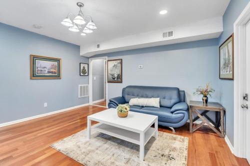New Albany Home near Louisville