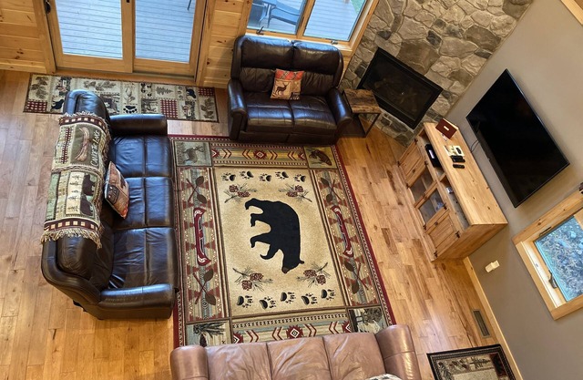 New Back Lake Waterfront Cabin!