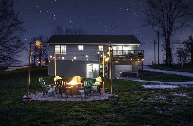 New! Bourbon Barrel Hot Tub Getaway