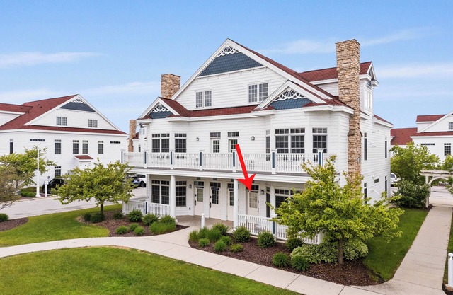 New! Breezy Beach - 75 Steps to Lake Michigan!
