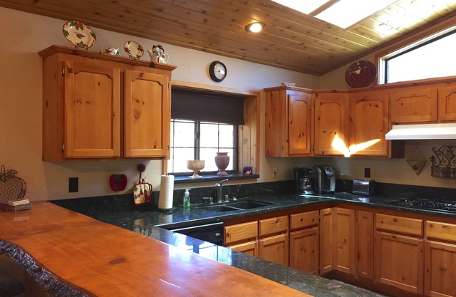 NEW! Castlewood Lodge with Hot Tub & Game Room