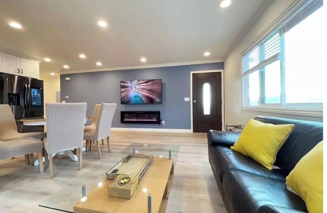 New Coastal Home🐠 Steps to pier🐢 16mins to SFO✈️