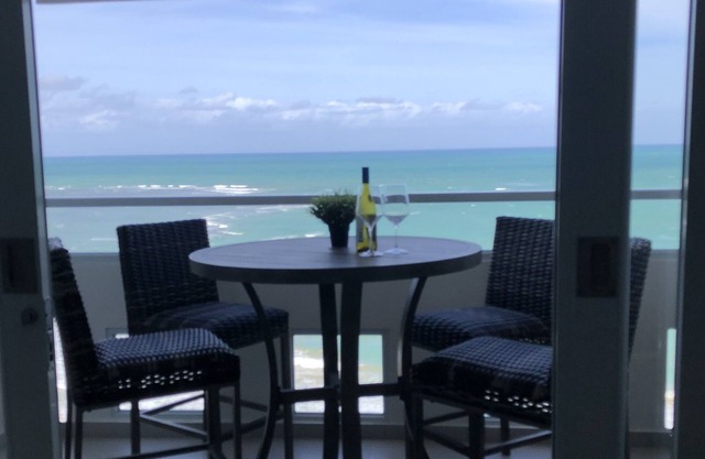 < NEW > Completely Renovated, Playa Azul-Tower 1, 17th Floor, 1 Bedroom 1Bath