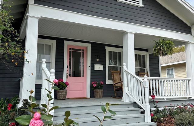 NEW Deland Historic Cottage