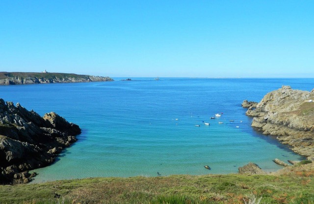 new house, beach at 5 minutes, 3 bedrooms, large garden, terrace, bike provided.