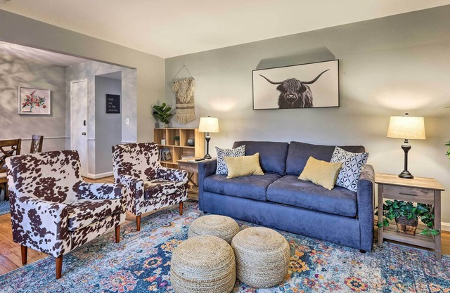 NEW! Idyllic Cincinnati Apartment ~ 10 Mi to Dtwn!