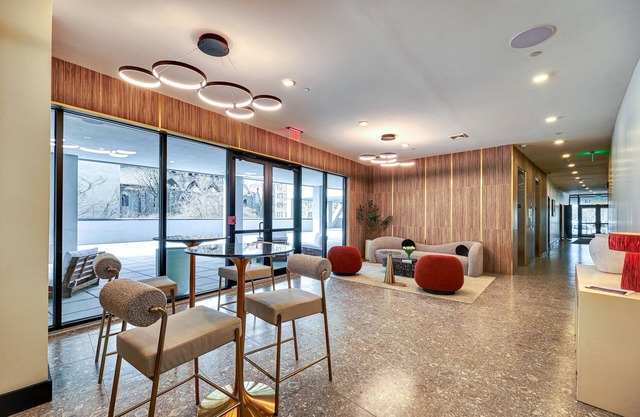 New Jersey Luxury 2 Bedroom Apartment