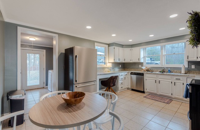 New Listing! Boylston Bungalow