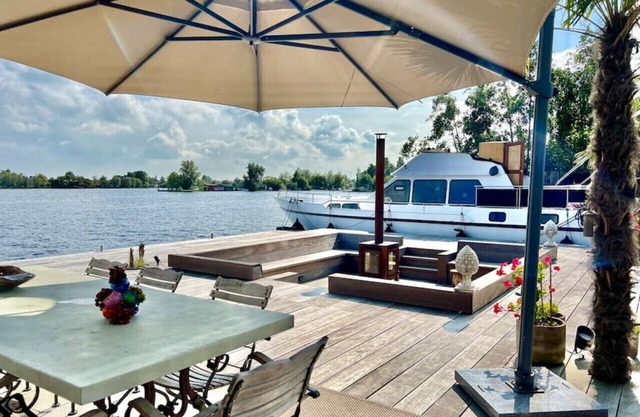 NEW - Little Ibiza - on a Lake near Amsterdam