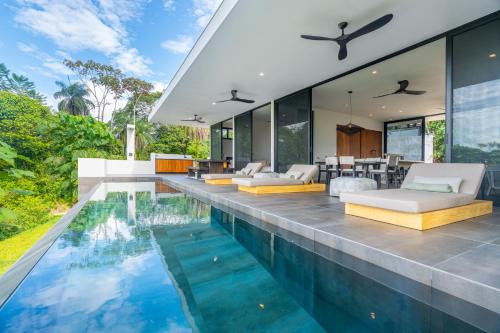 New! Modern-luxury-3 Suites-pool-ojochal-100mbps