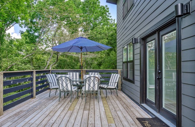 NEW! Pine Barrens, All season view!