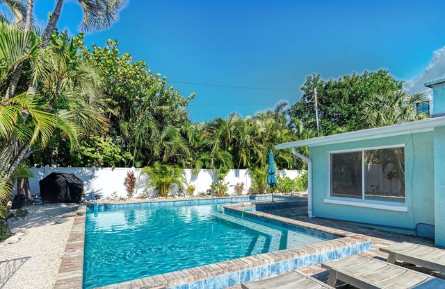 New Rental The Haven Unit 2 Heated Pool 2 Bedroom Home by Redawning