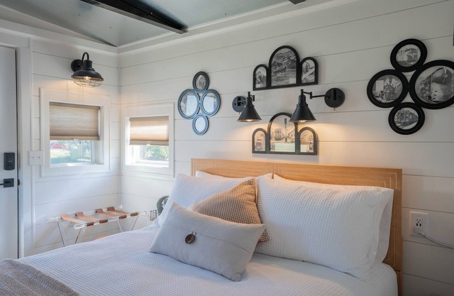 New! The Caboose Roost, Sleeps 4