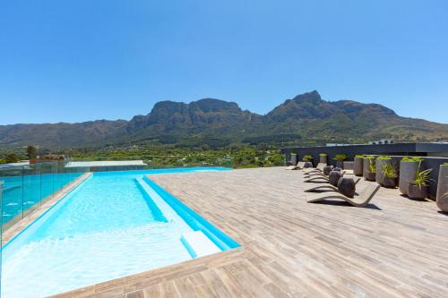 Newlands Peak Living Apartments