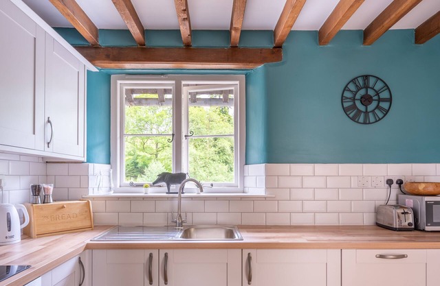 Newlands - sleeps 4 guests in 2 bedrooms