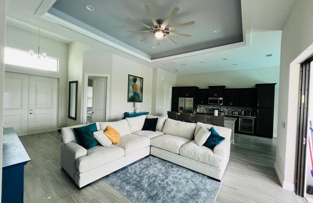Newly built Villa Ballerina with heated pool and incredible view into beautiful Arrowheadcanal